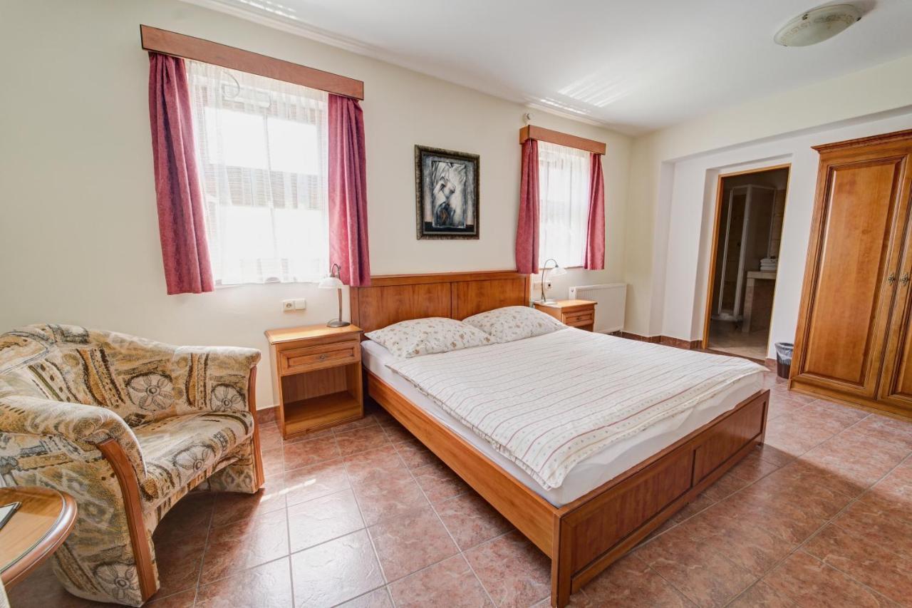 Rodinný Pension Antoni Český Krumlov Esterno foto