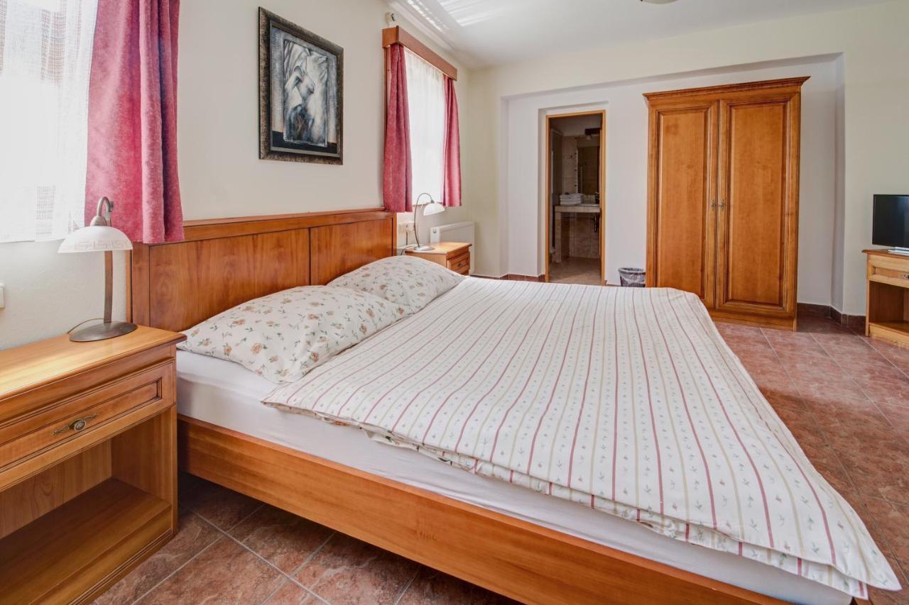 Rodinný Pension Antoni Český Krumlov Esterno foto